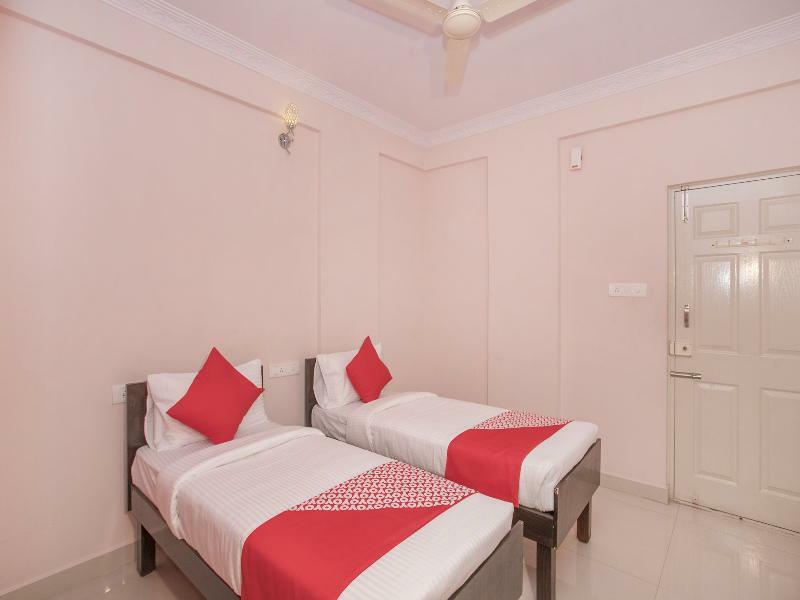 Sri Balaji Guest House Bangalore Exterior foto